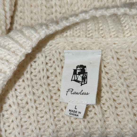 Flawless Knit Ruffled Sleeveless Sweater Large - Picture 6 of 7